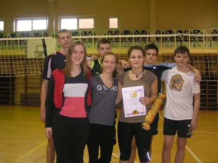 Antrų klasių tinklinio turnyras, skirtas gimnazijos gimtadieniui